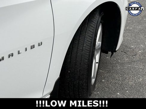 Used 2022 Chevrolet Malibu LS image 12