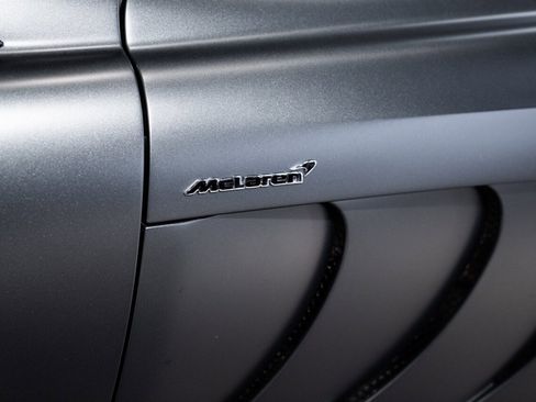 Used 2005 Mercedes-Benz SLR SLR McLaren image 32