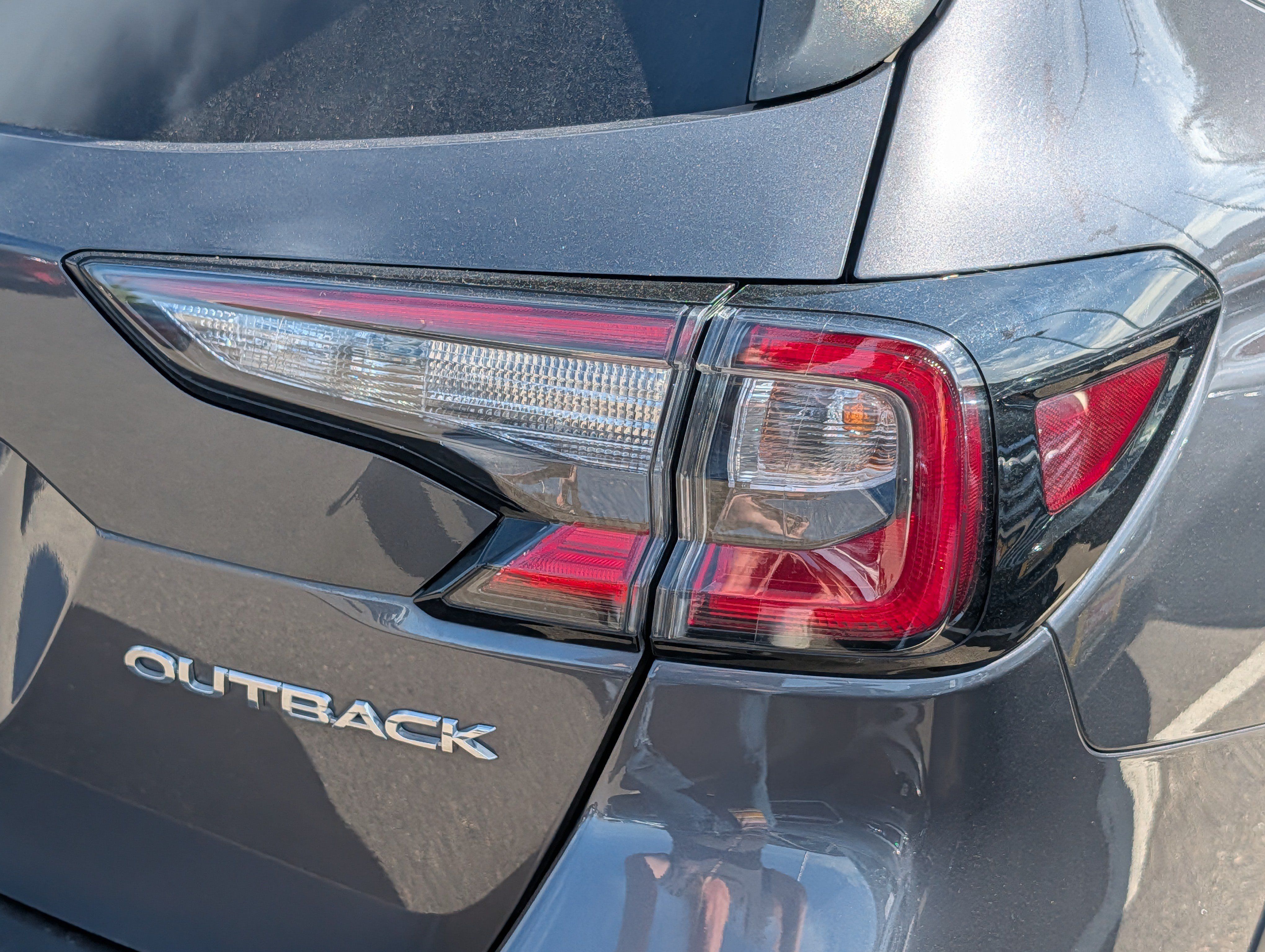 Used 2025 Subaru Outback Premium AWD/4WD image 17
