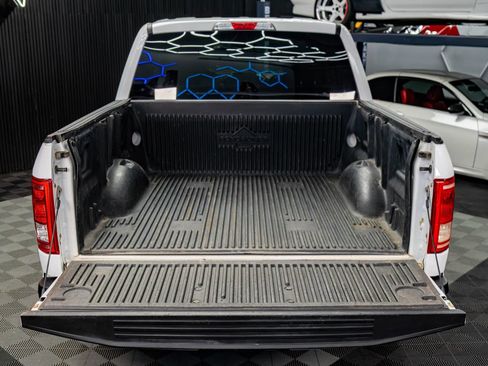 Used 2017 Ford F150 XLT AWD/4WD image 16