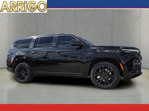 New 2026 Jeep Grand Wagoneer Summit AWD/4WD image 1
