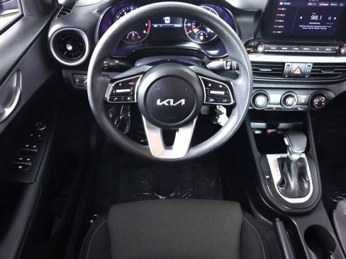 Used 2023 Kia Forte LXS w/ LXS Technology Package image 29