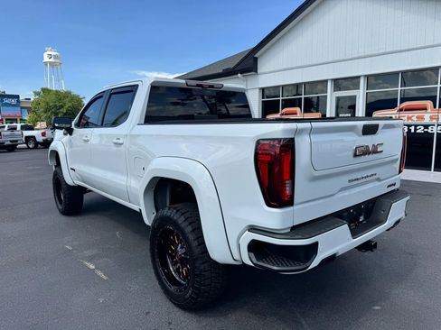 Used 2021 GMC Sierra 1500 AT4 w/ AT4 Premium Package AWD/4WD image 7