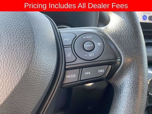 Used 2024 Toyota RAV4 XLE AWD/4WD image 26