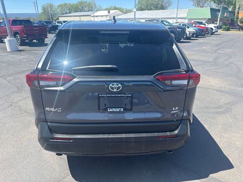 Used 2023 Toyota RAV4 LE AWD/4WD image 14