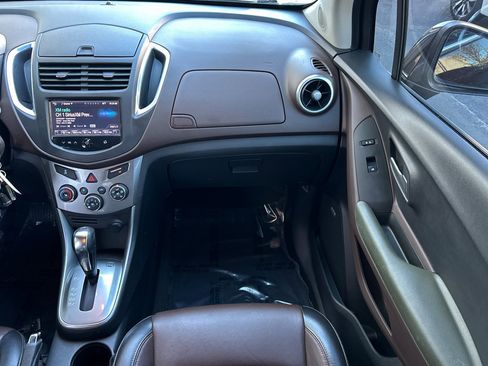 Used 2015 Chevrolet Trax LTZ image 28
