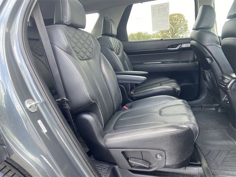 Used 2022 Hyundai Palisade Limited image 28