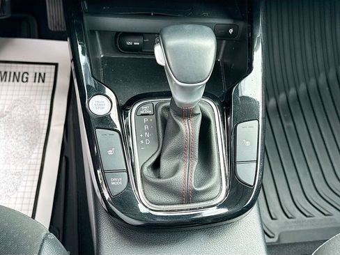 Used 2024 Kia Soul GT-Line w/ GT-Line Technology Package image 18