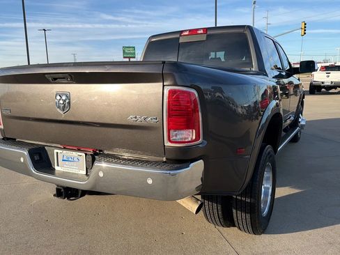 Used 2018 RAM 3500 Laramie image 22