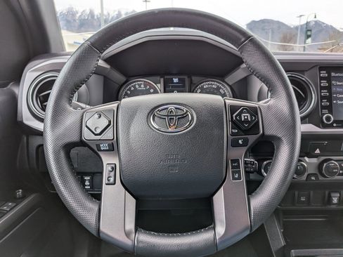 Used 2023 Toyota Tacoma TRD Sport image 17
