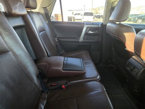 Used 2016 Toyota 4Runner Limited image 6
