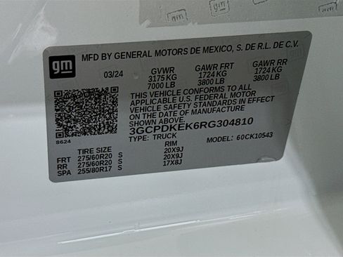 Used 2024 Chevrolet Silverado 1500 LT AWD/4WD image 39