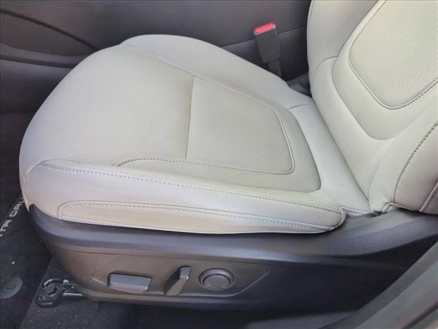 Used 2026 Hyundai Santa Cruz SEL FWD image 11