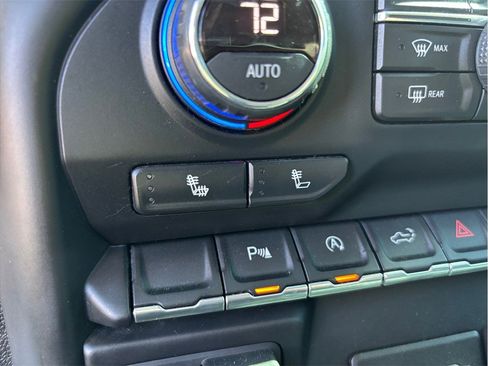 Used 2019 Chevrolet Silverado 1500 LT w/ All-Star Edition image 33