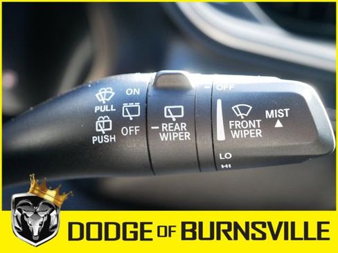 Used 2025 Jeep Grand Cherokee L Limited w/ Black Appearance Package image 28