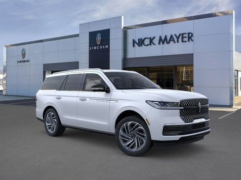 New 2026 Lincoln Navigator Reserve AWD/4WD image 8