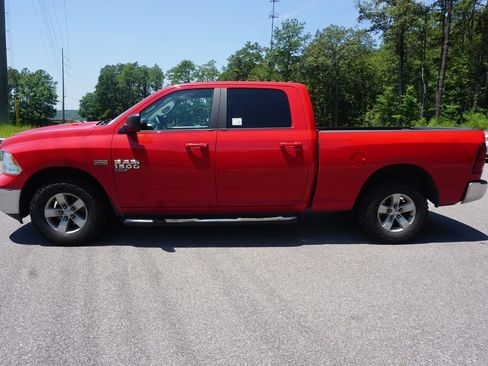 Used 2019 RAM 1500 Classic SLT AWD/4WD image 16