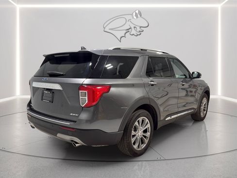Used 2023 Ford Explorer Limited w/ Equipment Group 301A AWD/4WD image 5