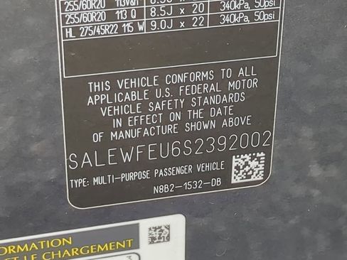 Used 2025 Land Rover Defender 130 Outbound image 38