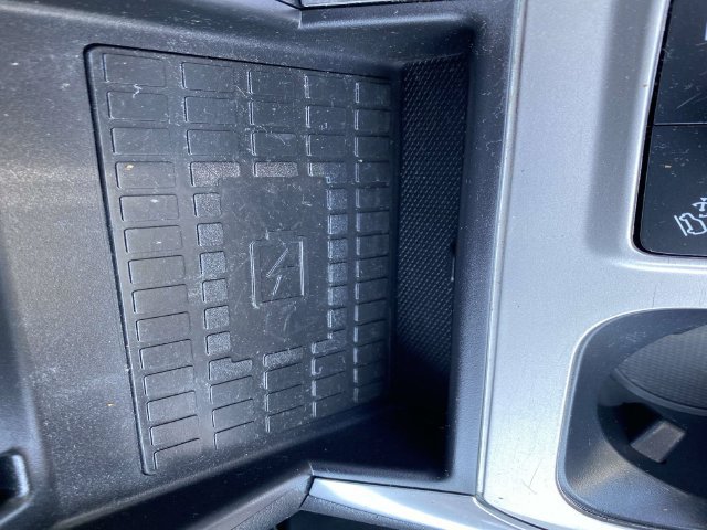 Used 2022 Ford Explorer Limited w/ Equipment Group 301A AWD/4WD image 12