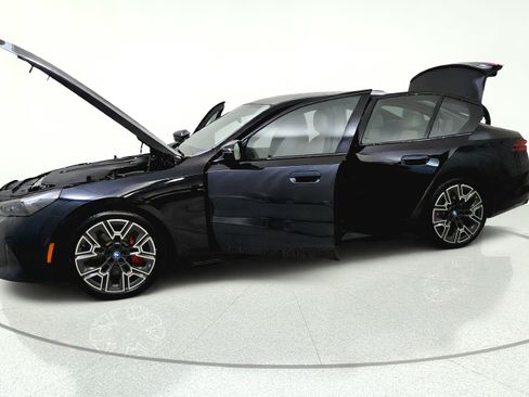 Used 2024 BMW i5 M60 w/ Premium Package AWD/4WD image 11