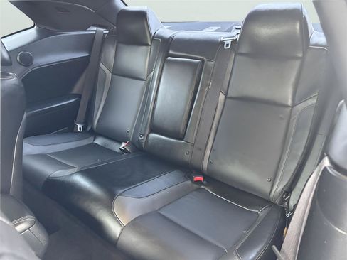 Used 2016 Dodge Challenger R/T Plus RWD image 15