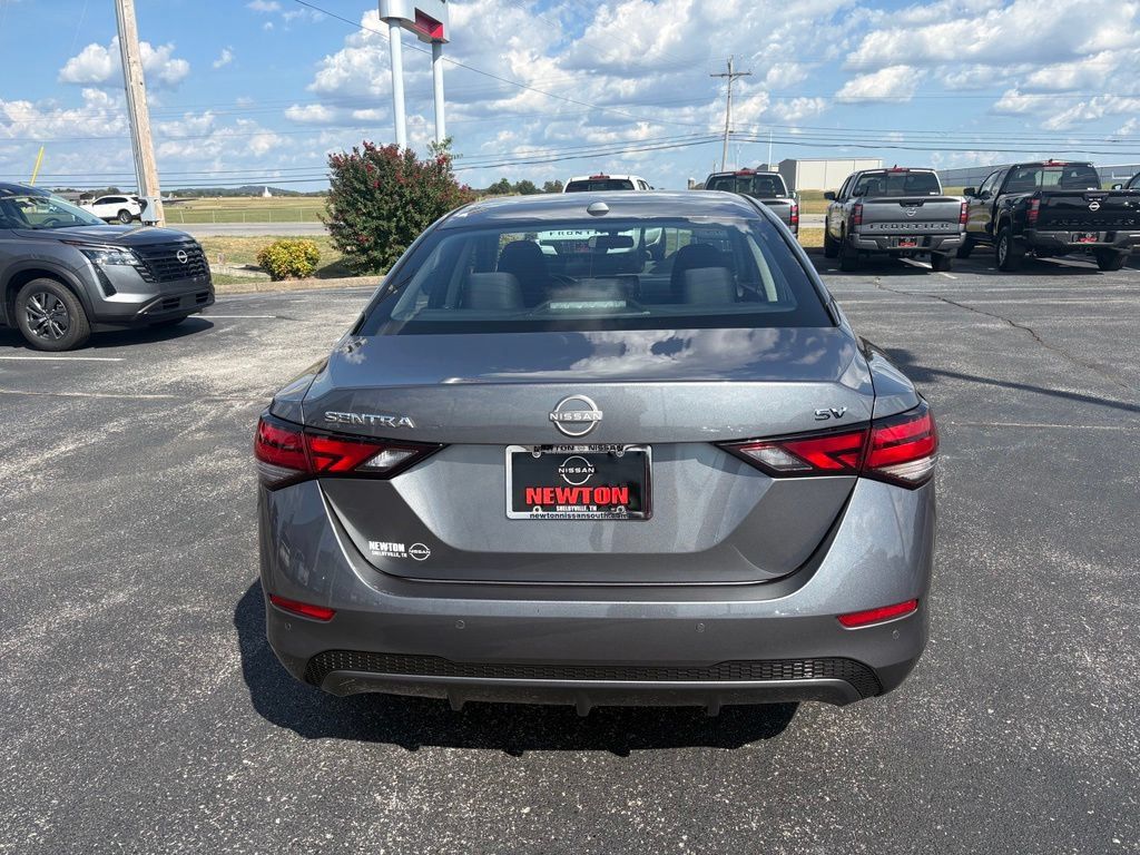 Used 2024 Nissan Sentra SV FWD image 5