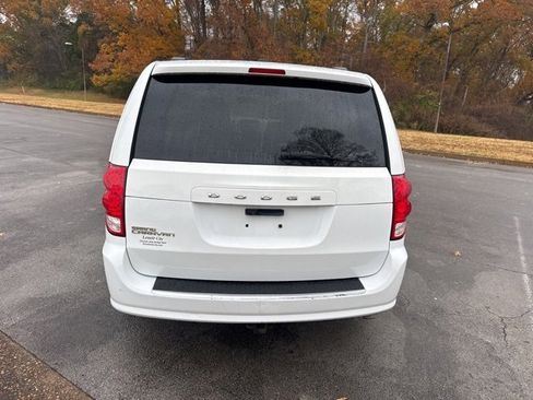 Used 2013 Dodge Grand Caravan SXT w/ UConnect Hands-Free Group image 6