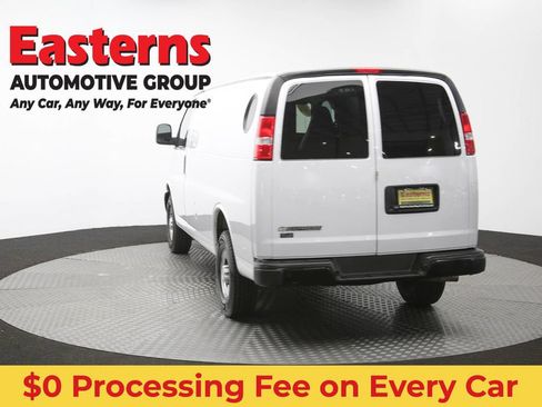 Used 2021 Chevrolet Express 3500 w/ Driver Convenience Package RWD image 62