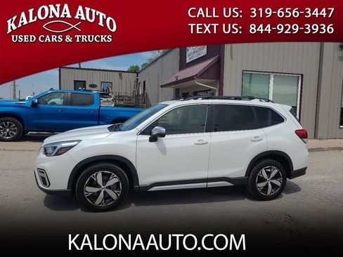 Used 2020 Subaru Forester Touring AWD/4WD image 1