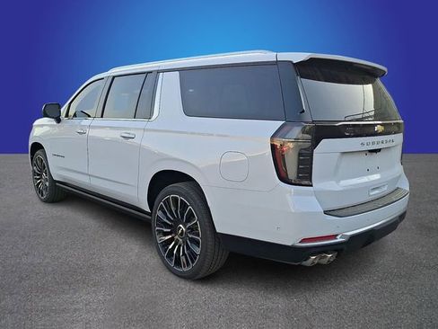 New 2026 Chevrolet Suburban High Country AWD/4WD image 4