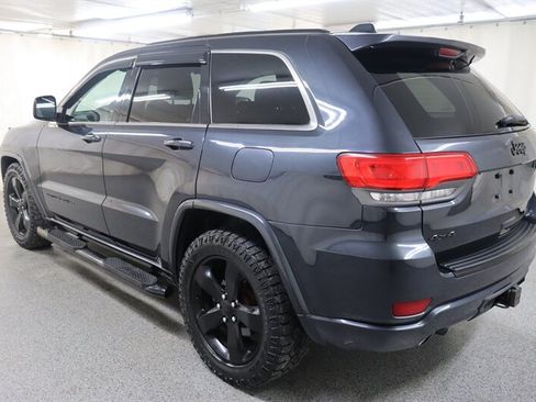 Used 2015 Jeep Grand Cherokee Altitude AWD/4WD image 4