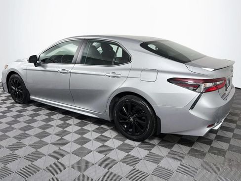 Used 2024 Toyota Camry SE FWD image 8