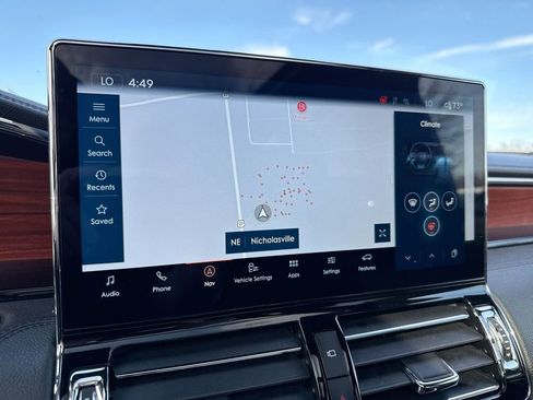 Used 2023 Lincoln Navigator Reserve image 15