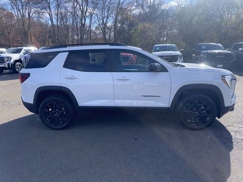 New 2026 GMC Terrain Elevation w/ Black Edition image 7