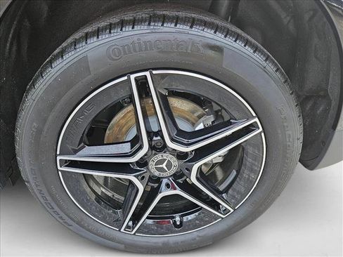 Used 2025 Mercedes-Benz GLA 250 image 9