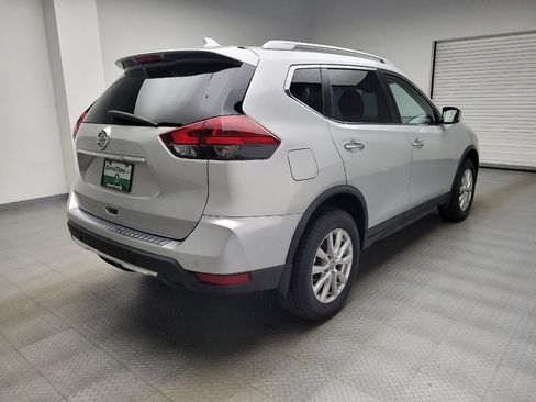 Used 2019 Nissan Rogue SV AWD/4WD image 9