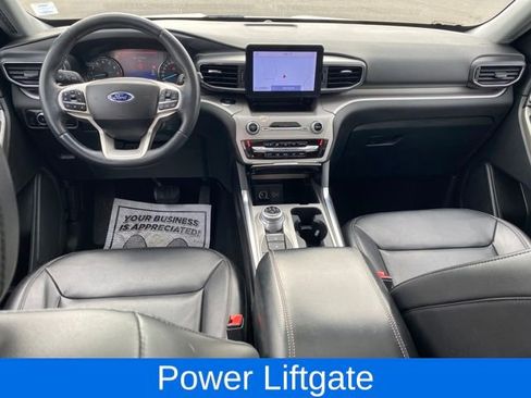 Used 2023 Ford Explorer XLT image 6