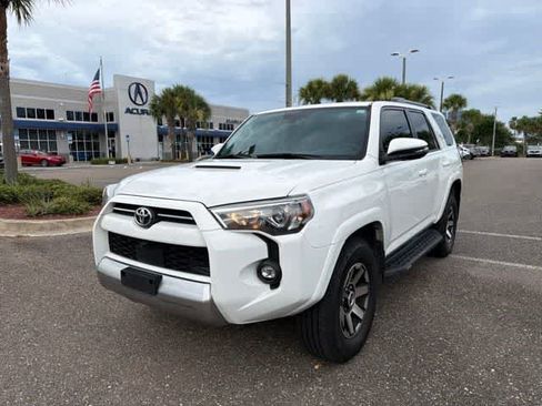 Used 2023 Toyota 4Runner TRD Off-Road Premium w/ Off Road Premium Plus Package AWD/4WD image 2