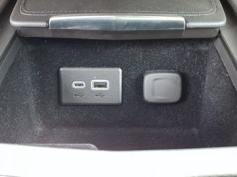 Certified 2023 Cadillac XT4 Luxury w/ Cold Weather Package FWD image 26
