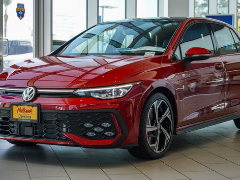 New 2025 Volkswagen GTI SE image 1