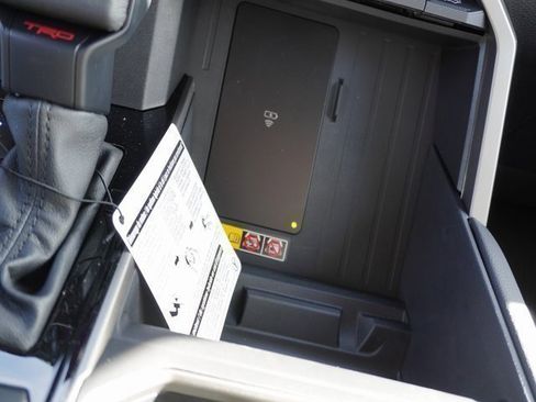 New 2025 Toyota Tundra Limited image 27