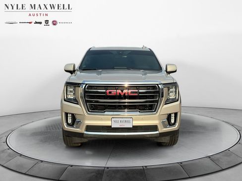 Used 2022 GMC Yukon XL SLT w/ SLT Luxury Package RWD image 18