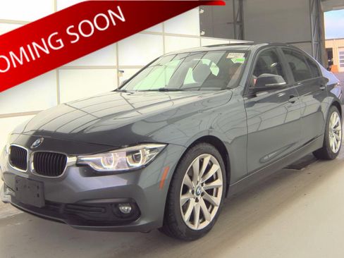 Used 2018 BMW 320i xDrive Sedan w/ Convenience Package AWD/4WD image 1