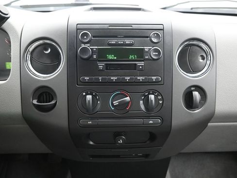 Used 2004 Ford F150 XLT RWD image 12