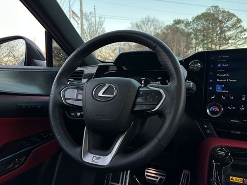 Used 2025 Lexus NX 450h+ F Sport image 19