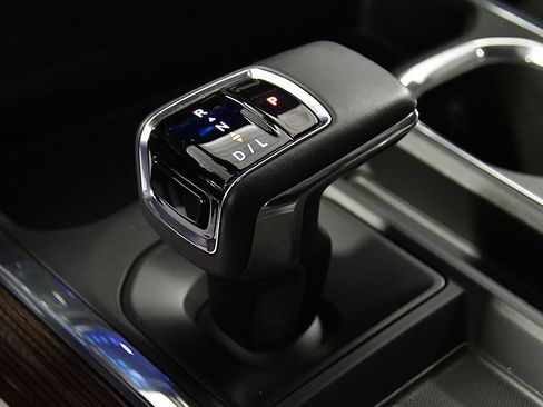 Used 2023 Chevrolet Silverado 1500 RST image 24