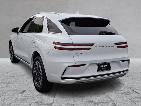 Certified 2026 Genesis Electrified GV70 AWD/4WD image 4