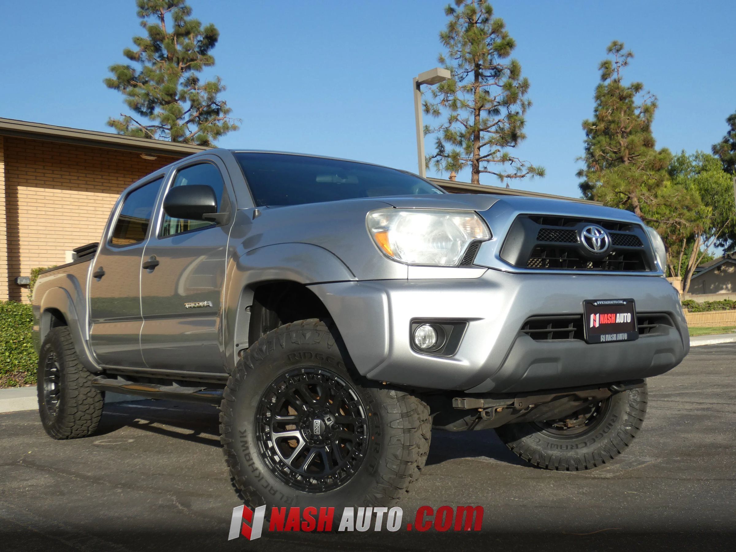 Used 2015 Toyota Tacoma PreRunner w/ SR5 Package RWD image 5