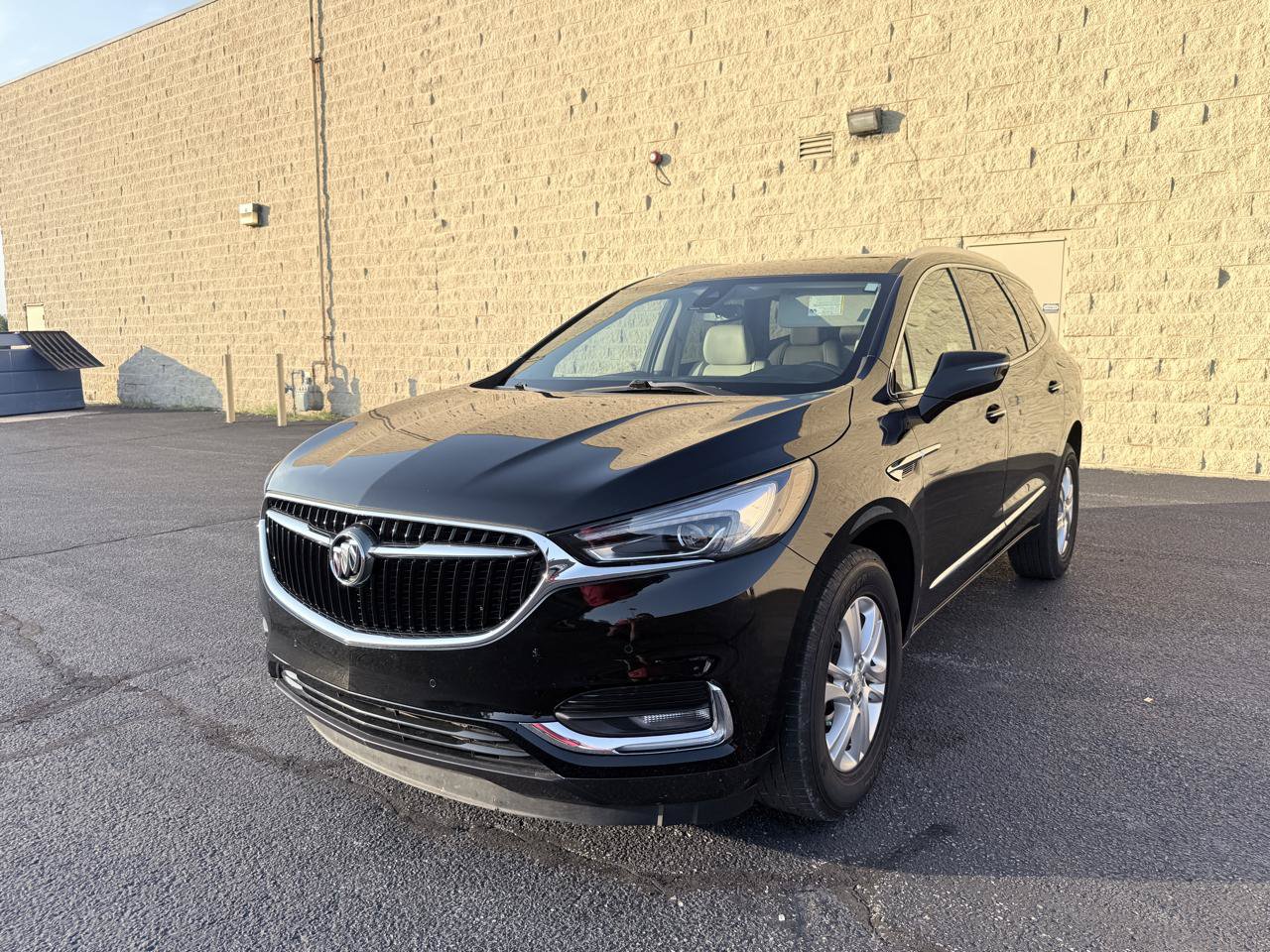 Used 2020 Buick Enclave Premium w/ Trailering Package, 5000 lbs. AWD/4WD image 1